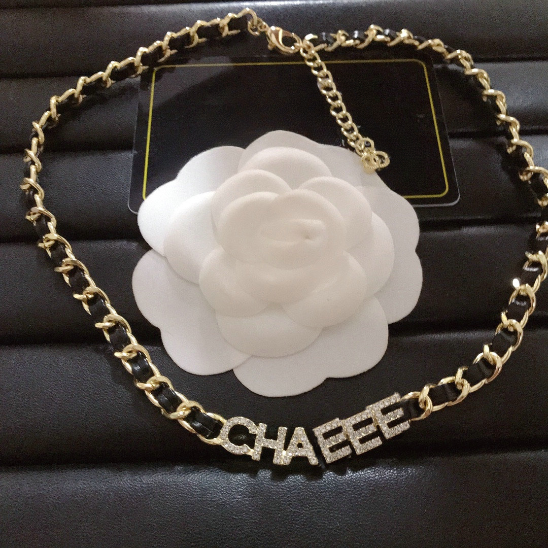 Pendant Designer Black Vintage Chain Jewelry Fashion Style Women s Necklace