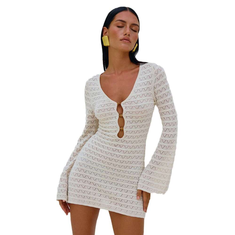 New products for 2025 European and American dresses, women's solid color sexy knitted beach bikini swimsuit, cover up, sun protection clothing, 2