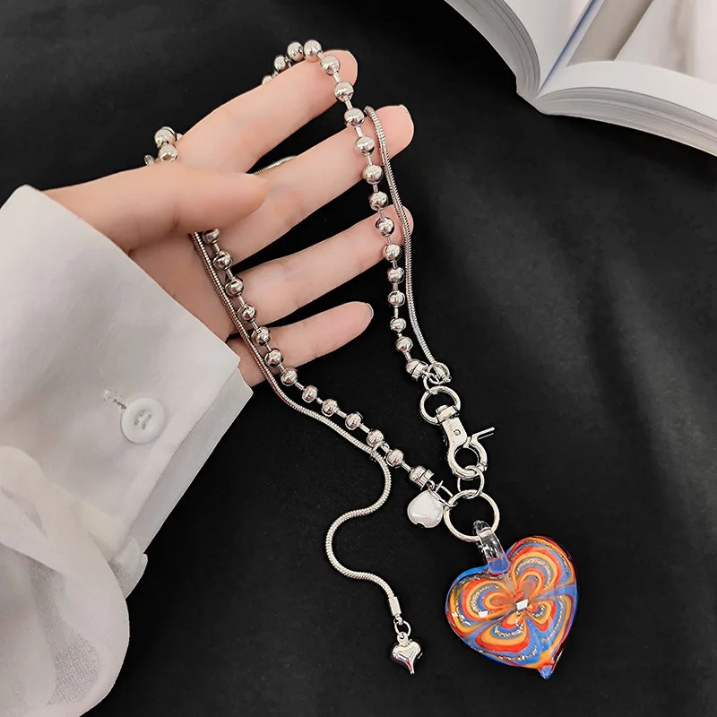 Style Vintage Colored Glaze Heart Pendant Necklace Female Painted Heart Round Bead Chain Clavicle Chain Trendy Jewelry 241220