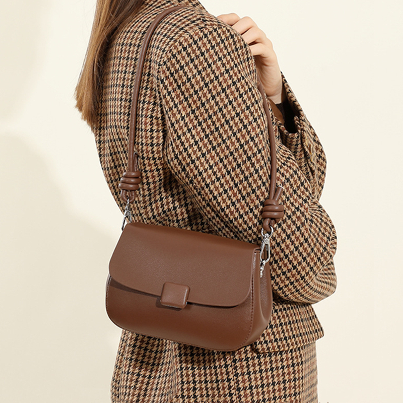 New cowhide leather saddle shoulder women s crossbody bag designer women s handbag and wallet bag
