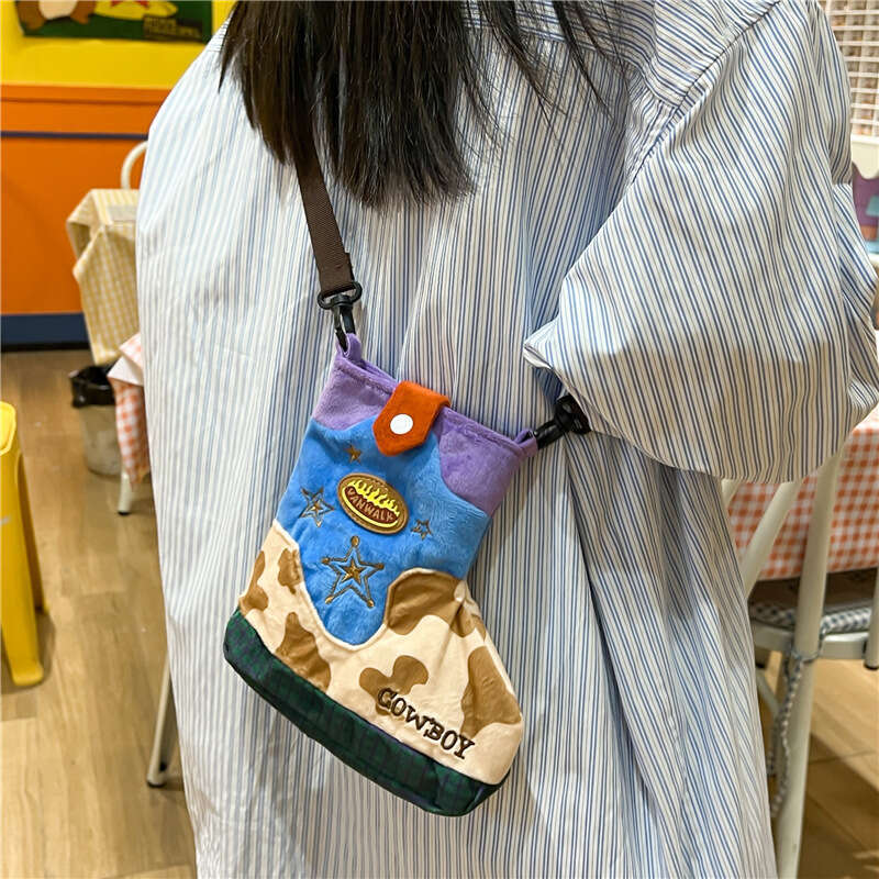 Fury for Women 2024 New Plush Shoes Small Single Shoulder Crossbody Fashionable and Cute Shoe Bag