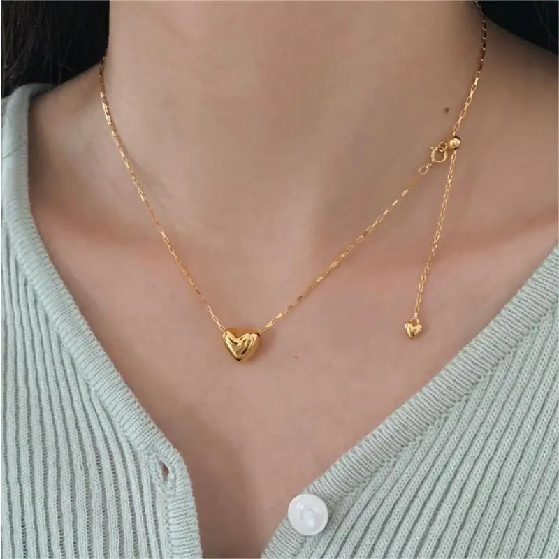 Female Necklace For Women On Neck Silver 925 Chain Necklaces Women Dimensional Heart Pendant Girls Fashion Jewelry Sweater Chian 241220