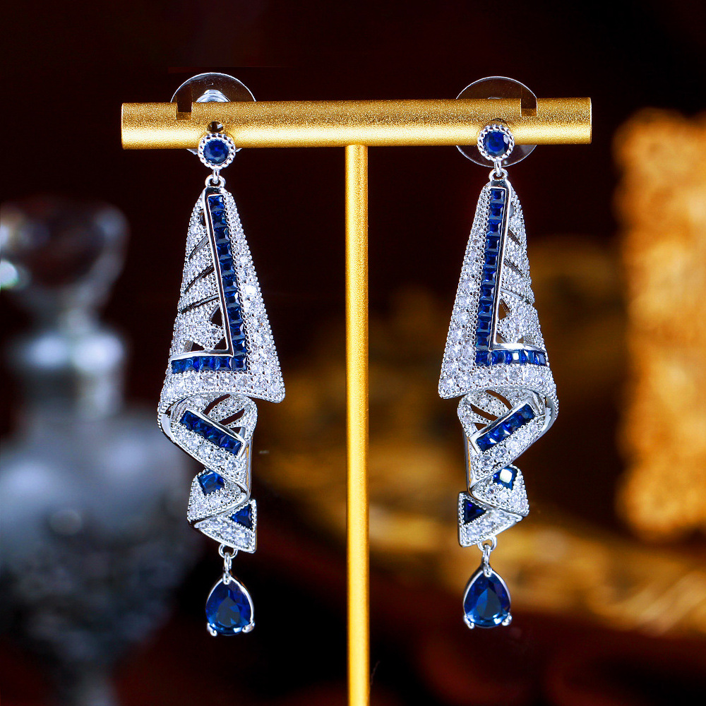 2025 Choucong Brand Dangle Earrings Vintage Jewelry 925 Sterling Silver Noble Water Drop Sapphire Gorgeous Party Women Tassels Wedding Earrng For Love