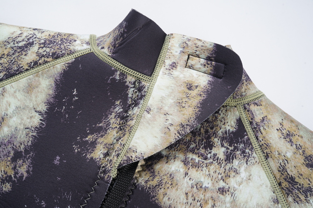 Chloroprene Rubber 3mm Scuba Camouflage Diving Suit Integrated Long Sleeved Men's Warm Swimming Kayak Designer Swimsuit