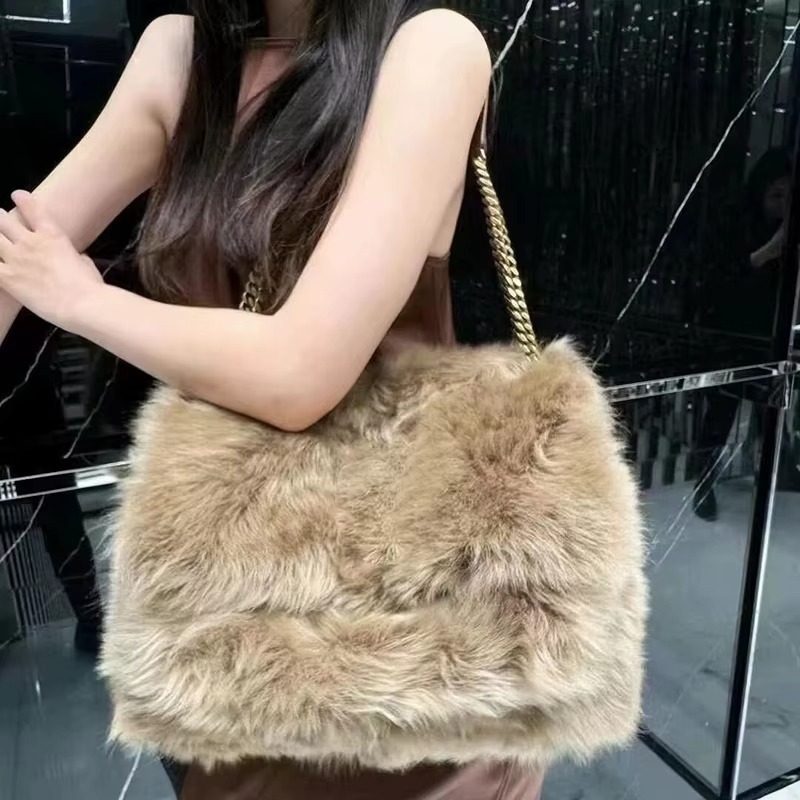 New Plush Chain Shoulder Women s Winter Fashion Designer New Large Capacity Casual Handbag Women leisure trend s Bag