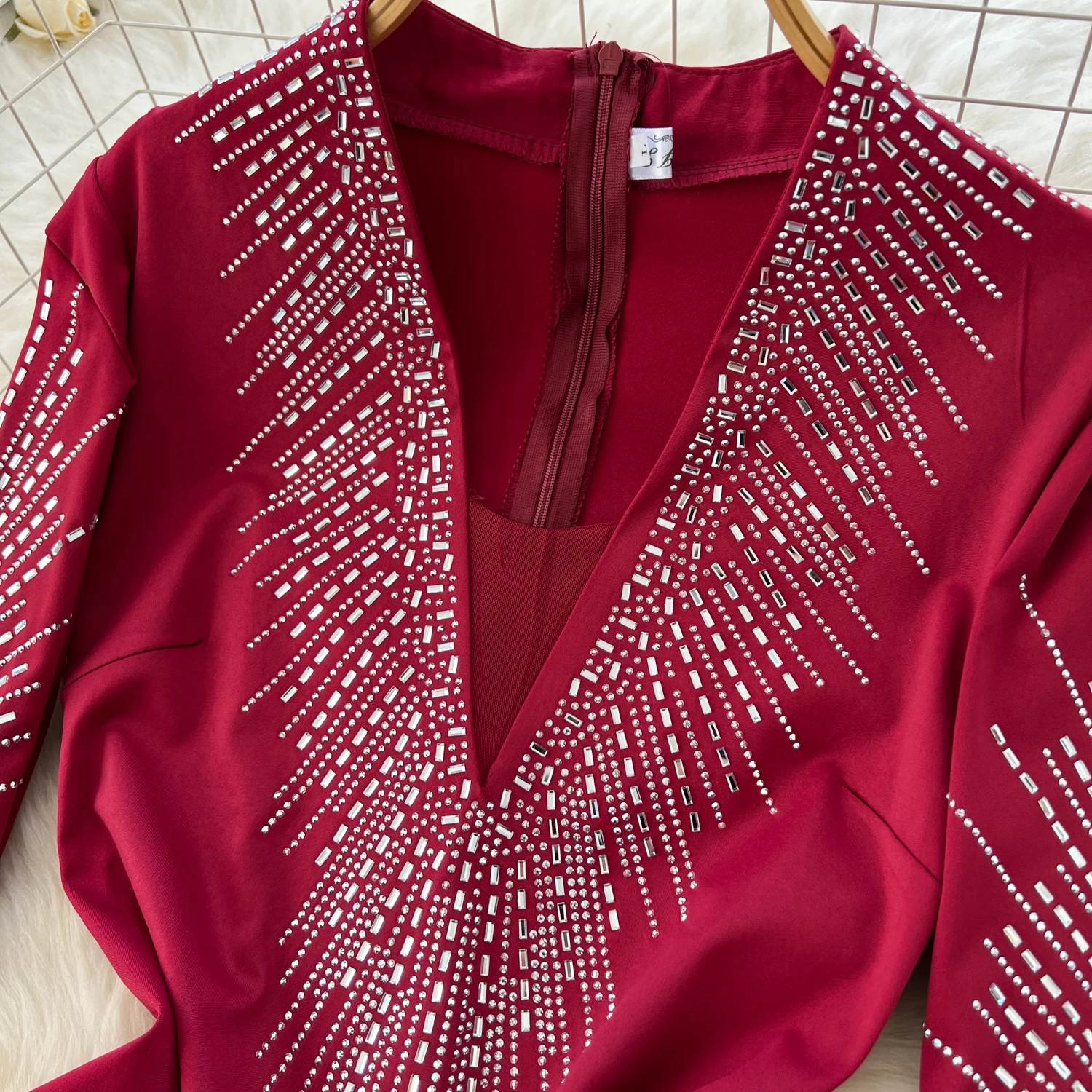 Casual Dresses Bodycon Satin Dress Women Long flare Sleeve Party Dresses Sequins V Neck Neck Side Slit Sexy Evening Boho Vestidos Dropshipping 2025