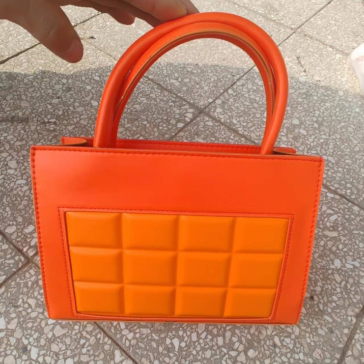 New Designer Personalized Fashionable Plaid Women's Handbag, High-quality Single Shoulder Diagonal Cross Handbag