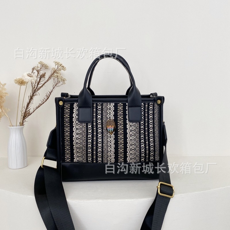 Bag New Autumn And Winter Woolen Large Capacity Hand-Held Tote Bag, Women's Fashionable Single Shoulder Crossbody Bag