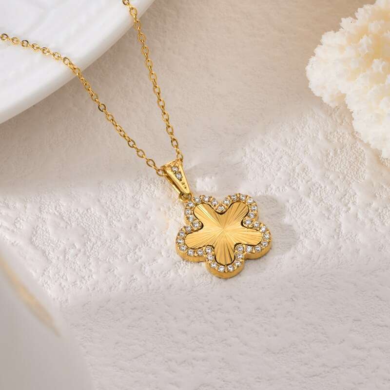 light niche zircon five leaf wer pendant with simple and highend feel dongguan titanium steel necklace non fading jewelry