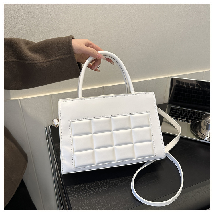 New Designer Personalized Fashionable Plaid Women's Handbag, High-quality Single Shoulder Diagonal Cross Handbag
