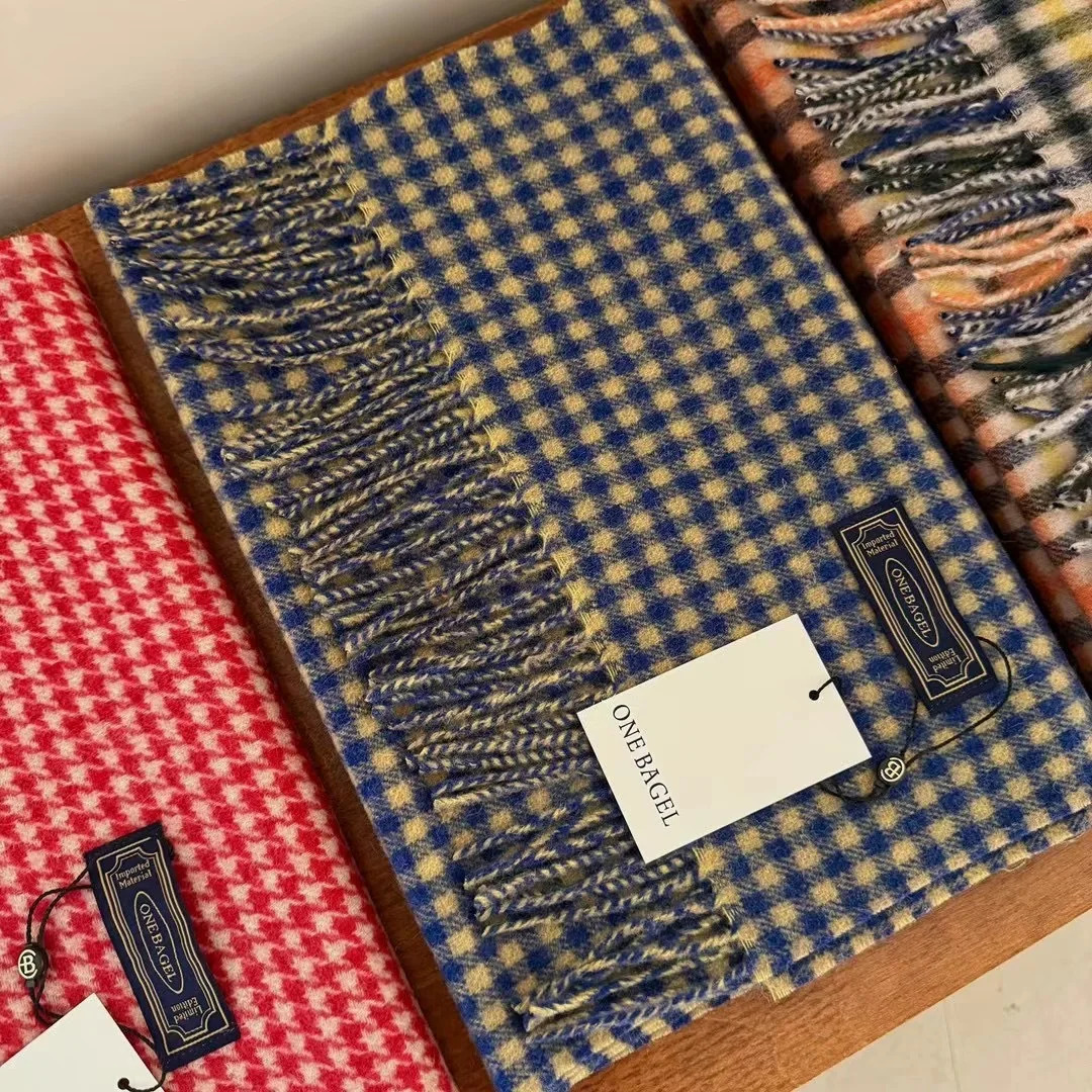 Korean classic 100% Australian wool checkered red scarf unisex couple Autumn winter warm neck 241220