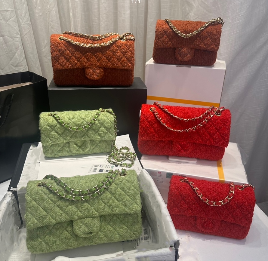 Shoulder Bags Classic handbag 25CM 20CM designer shoulder bag flip cover bag chain crossbody bag woolen material leather lining box 24C04A Fashion Bags 2025