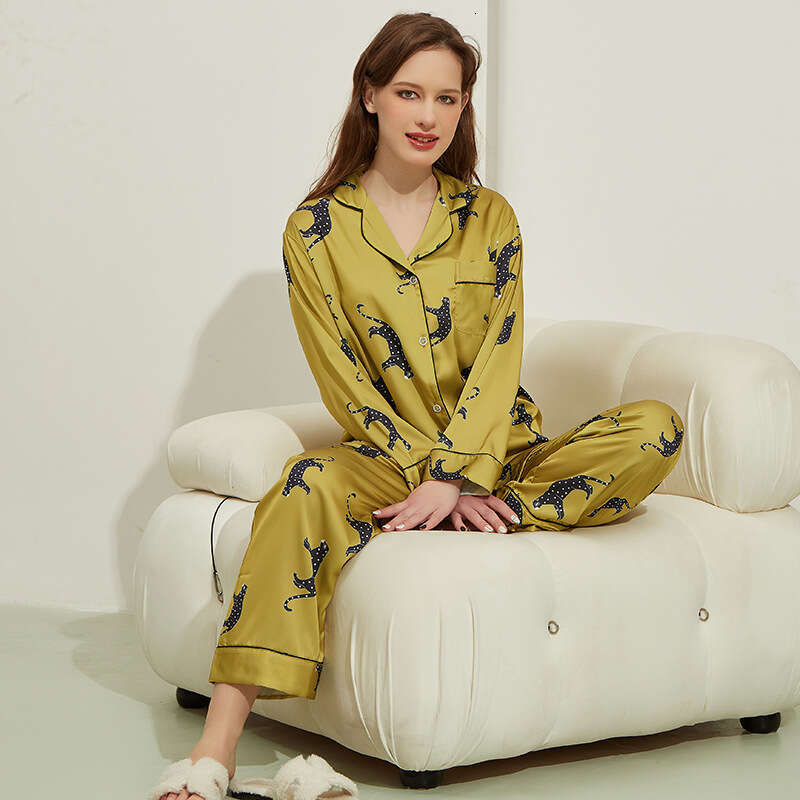 Spring and Autumn Women's Thermostatic Leopard Pattern Set Premium Long Ice Silk Pamas Home Clothes 2024 New Casual Versatile Fashion Clothing