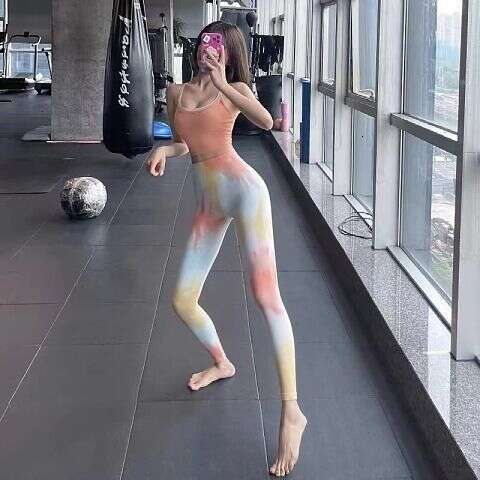 Tie dye yoga fitness clothes, women's tight pants, peach hip quick drying running, spring and summer high waisted cropped pants