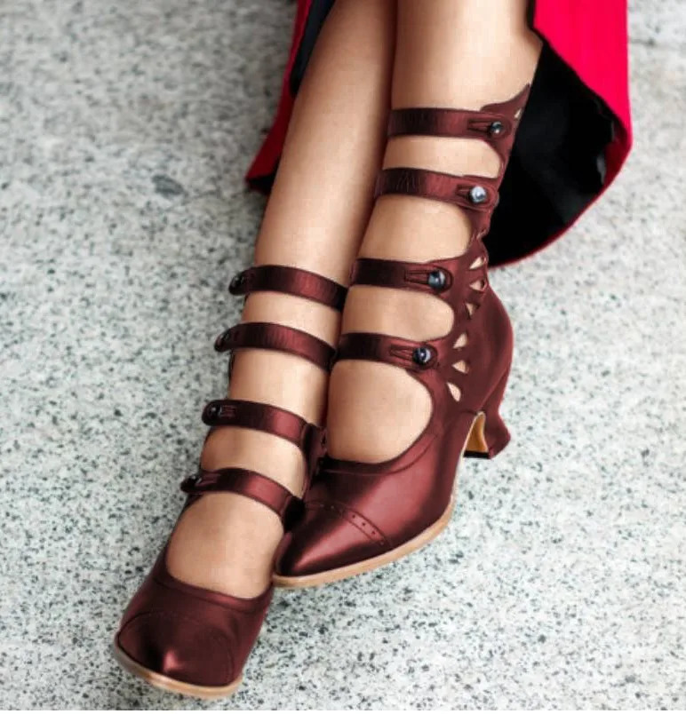 Medieval style womens shoes high heels national style carving executive spring and autumn corner head European and American big Siz 241213