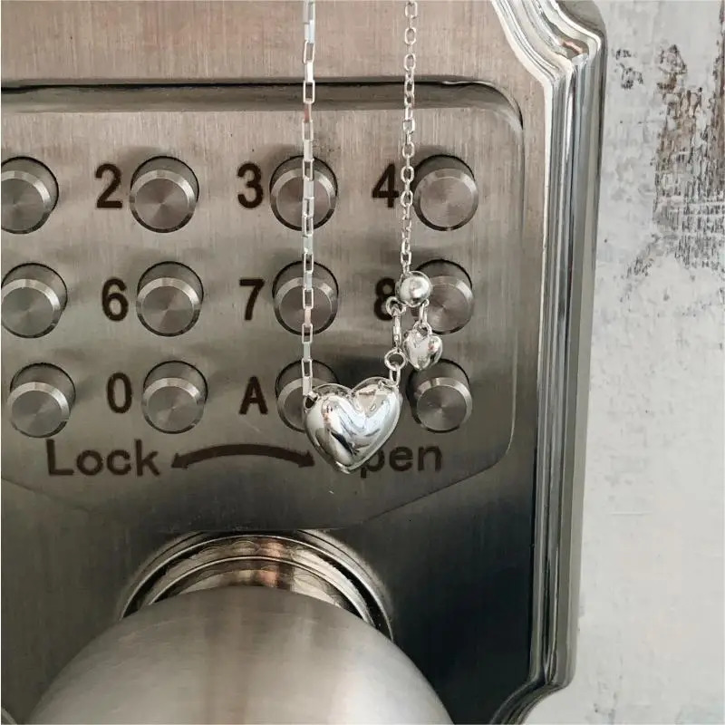 Female Necklace For Women On Neck Silver 925 Chain Necklaces Women Dimensional Heart Pendant Girls Fashion Jewelry Sweater Chian 241220