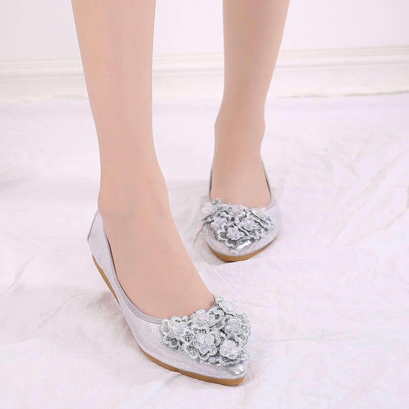 2021 Summer Shallow Mouth Single Versatile Evening Breeze Gentle Flat Bean Large Women's Shoes 41-43