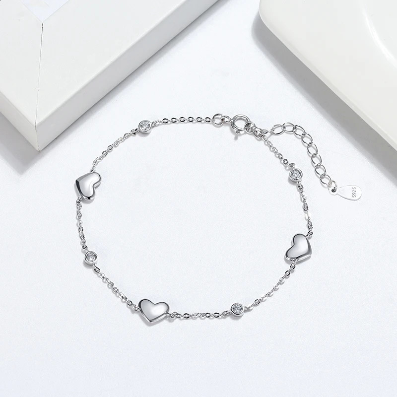 ORSA JEWELS Sweet Girls Heart Chain Bracelet with Clear Zirconia Fashion Cute Charm Bracelet Party Dainty Handmade Jewelry SB02 241214