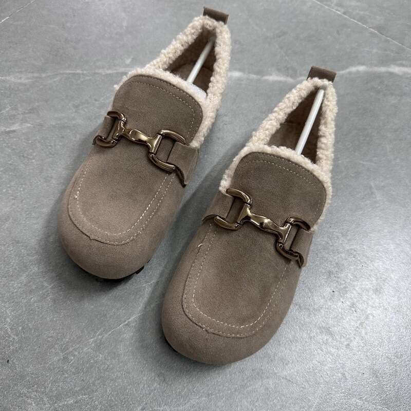 2024 New Autumn And Winter Maternity Shoes, One Foot Women's With Velvet Bean Soft Sole Boken Shoes All Inclusive