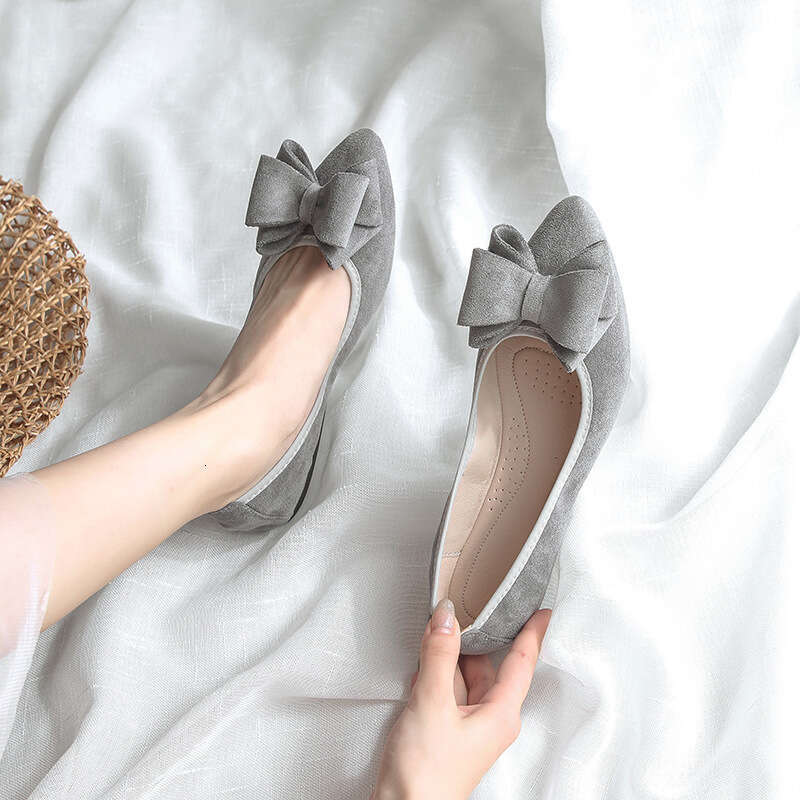 Old Beijing Cloth Flat Bottomed Bean Single Butterfly Bow Light Mouth Apricot Work Women's Maternity Shoes