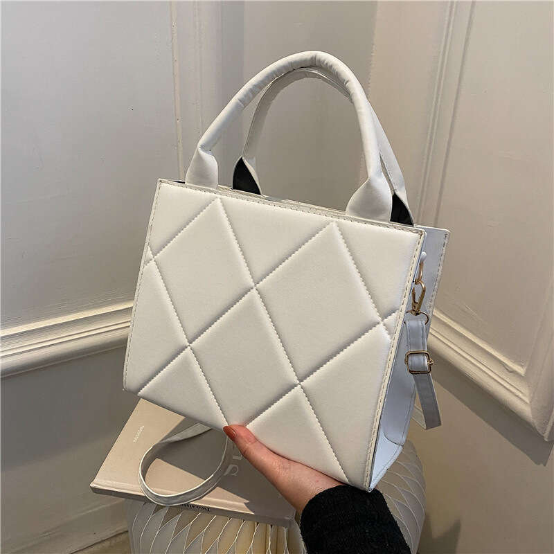 Fashion Spring New Simple Ins Gge Tote Large Capacity Single Shoulder Crossbody Bag For Women