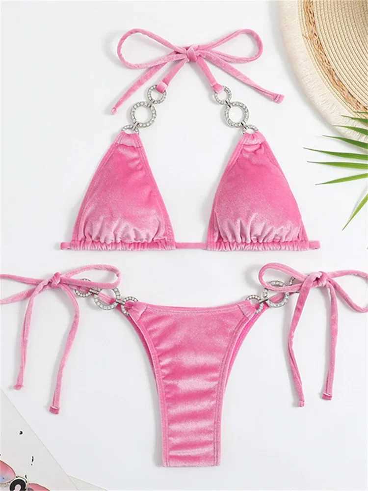 Sexy Triangle Bikinis Set Women 2024 Solid Pink Criss Cross Velvet Swimsuit Luxury Rhinestone Bathing Suit Metal Swimwear Y2KXJ241223
