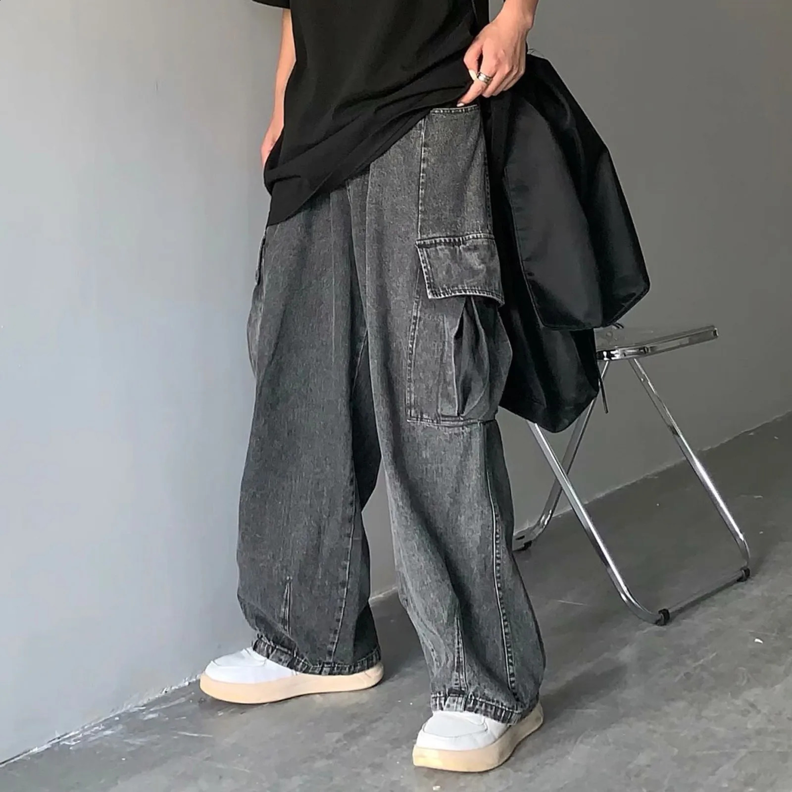 Mens Retro Jeans 2024 Fashion Casual Loose Wide Leg Large Size Pocket Cargo Denim Wash Daddy Pants Straight Fit Trousers 241223