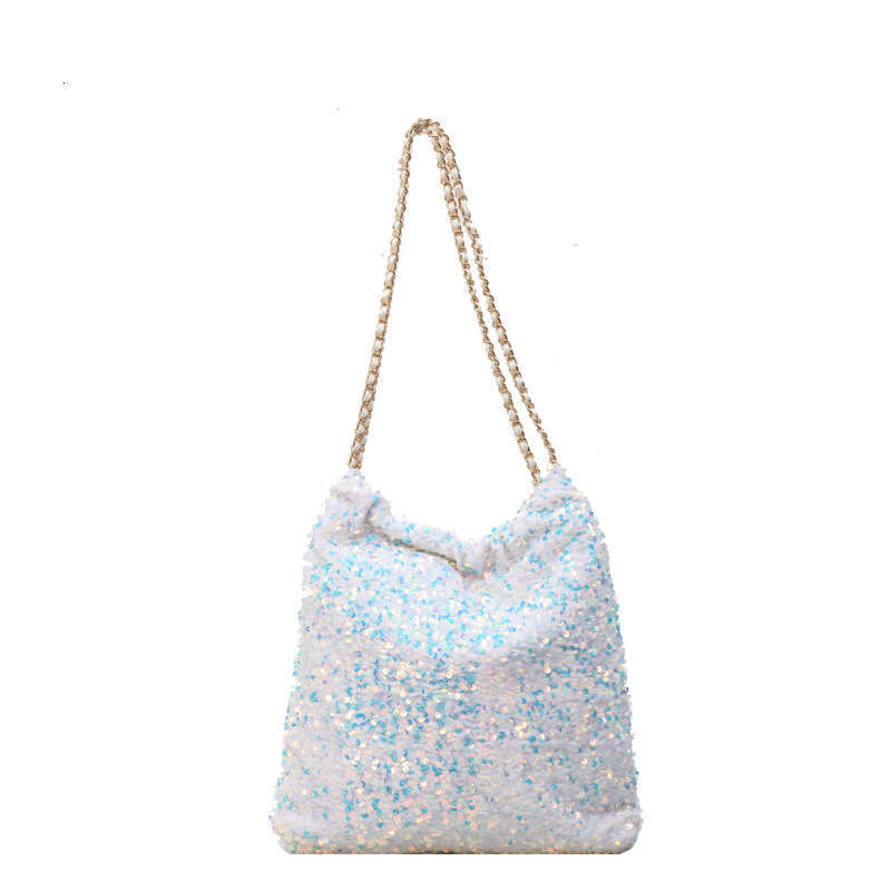 Underarm chain of niche single shoulder in 2024, high-end and fashionable foreign bag