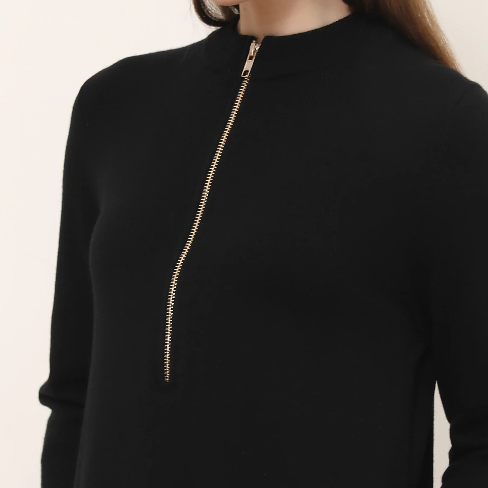 AP 25 AW Women ZIipper Sweaters Maxi Dress Soft and Comfortable Black Casual Half High Collar Stretch 241218