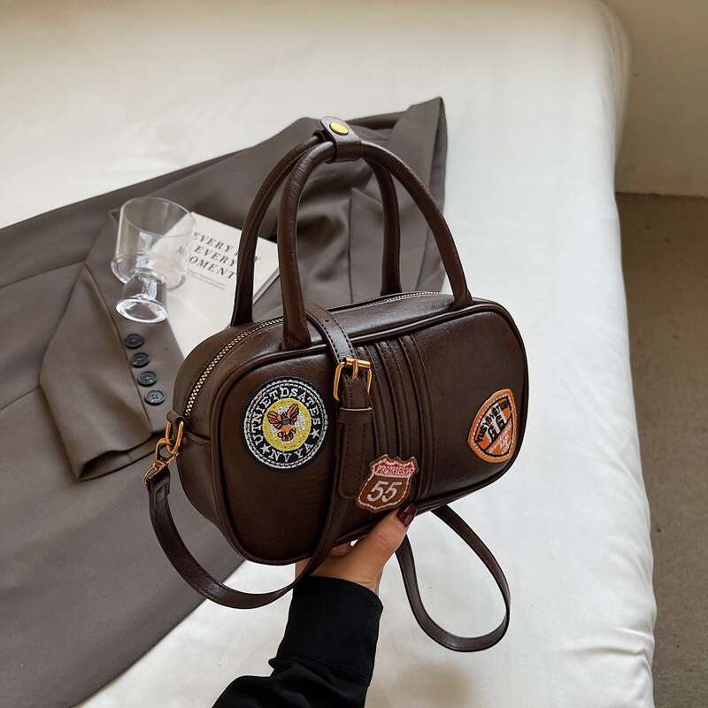 Bags autumn winter, small for women 2024, fashionable and versatile crossbody bags, high-end bowling bags