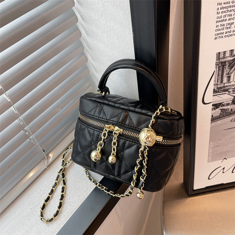 Free shipping new Single Shoulder Bags Women flap Square bag chain Diamond grid crossbody bag