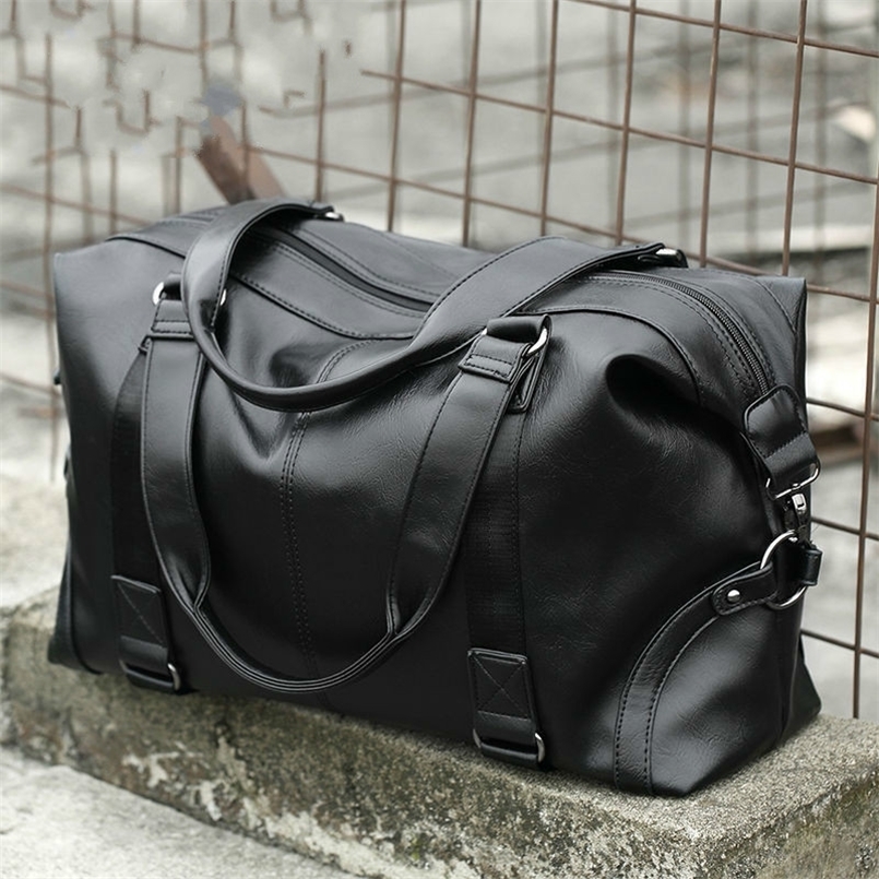 Fashionable mens travel bag large capacity leather portable business handbag cross body casual mens travel bag shoulder travel bag 241223