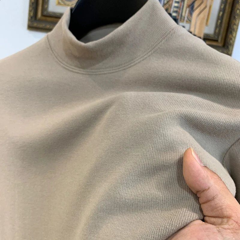 Smart Casual Men Autumn And Winter Solid Mock Neck Plus Velvet Warm Fashion All-match Slim Long Sleeve Pullovers T-Shirts Tops 241223