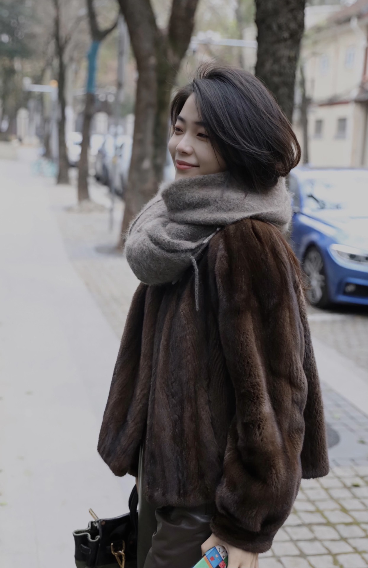 2024 New Mink Inspired Eco-Friendly V-Neck, Youthful And Slimming Style, Vintage Fur Jacket For Women In Winter