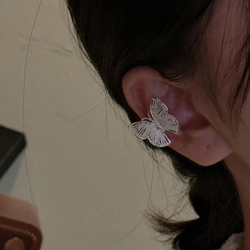 1 Piece Real S925 Pure Silver Korean Niche Butterfly Clip On Earrings Style Simple Fashionable Ear Accessories Wholesale 241220