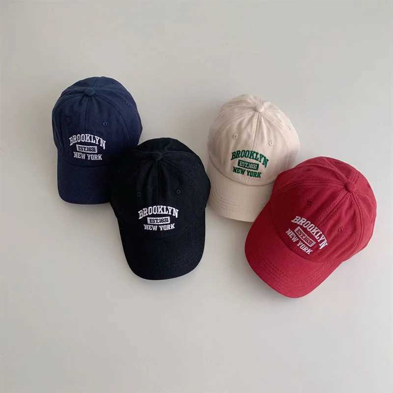 Caps Hats Simple letter embroidery childrens baseball cap summer solid color boys and girls sun hat Korean adjustable childrens beach hat H241223