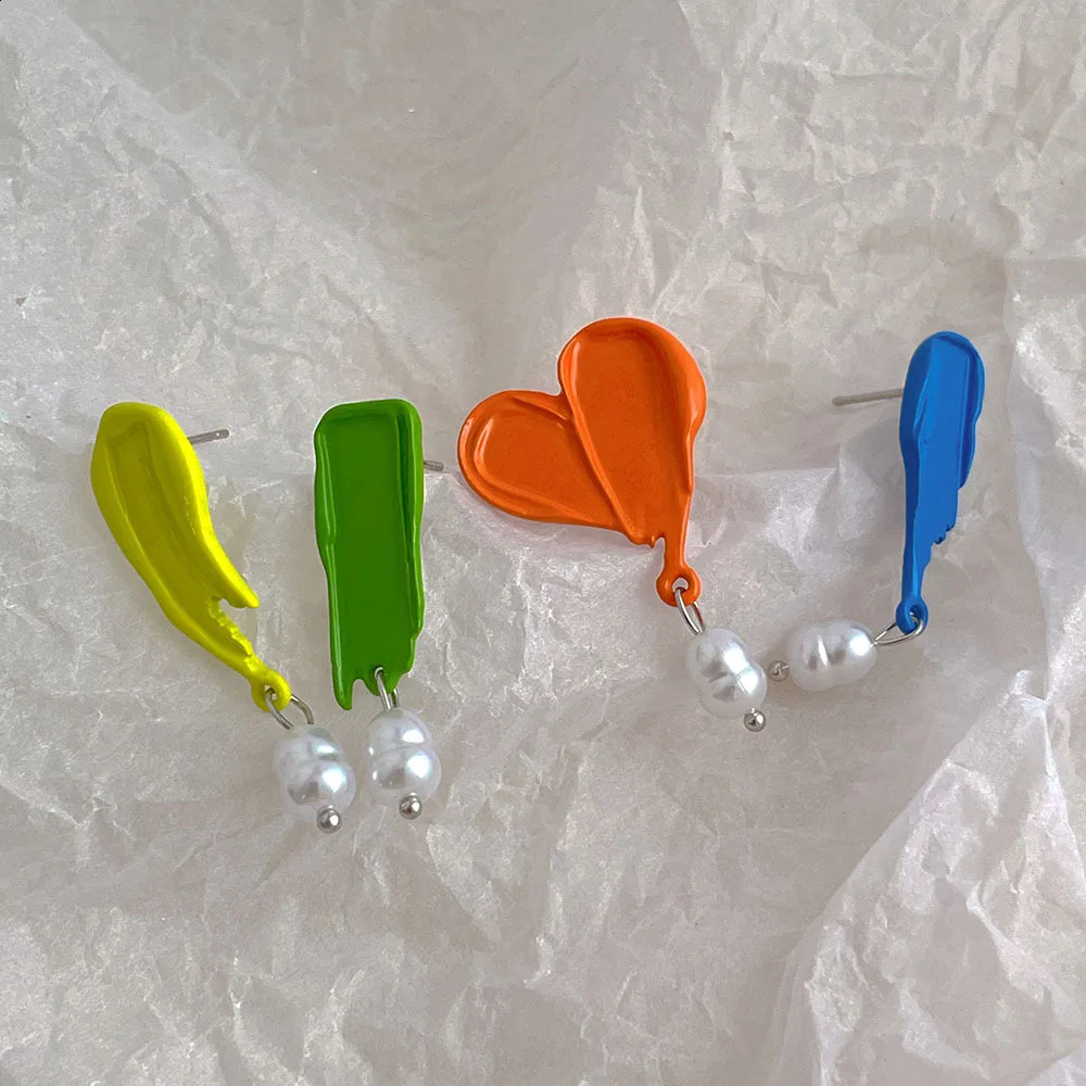 Colorful Asymmetrical Metal Pearl Drop Earrings for Women Simple Unique Fashion Party Jewelry Accessories 241223