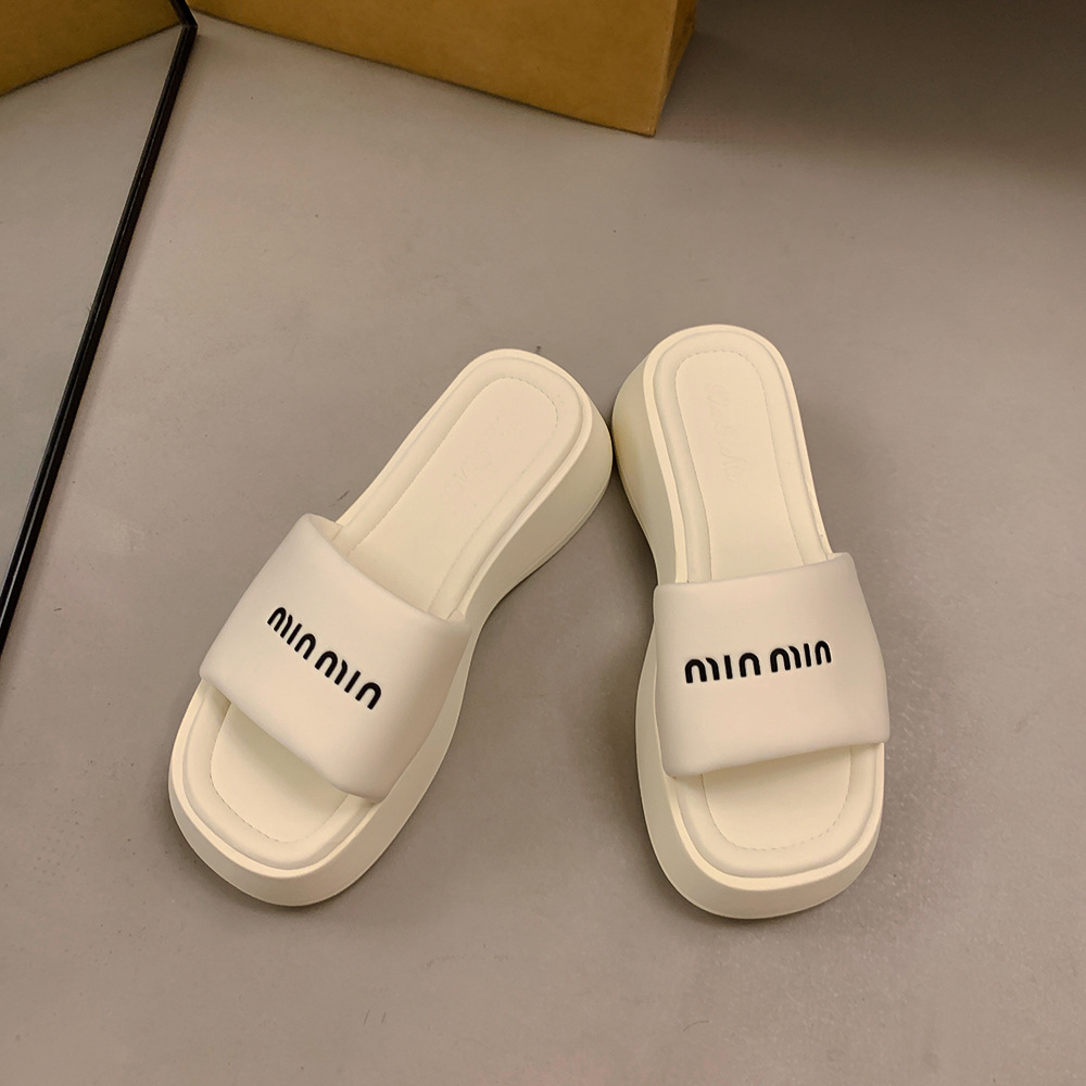 2025 free shipping for womens designer slippers black beige Fashionable and versatile height increasing travel slippers