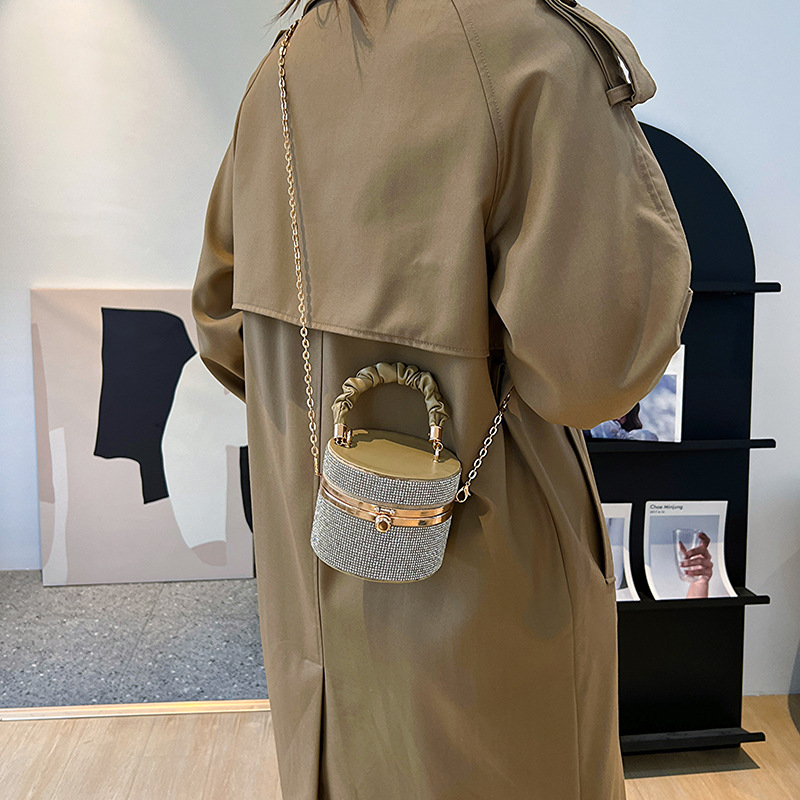 Free shippin 2025 new Single Shoulder Bag Women flap fashion Mini Diamond Square black handheld bag handbag crossbody Chain bucket bag