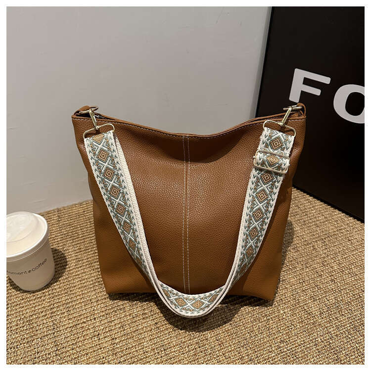 Women's Bags Handbag Vintage Fashion Korean Large Capacity Versatile Tote New Woman's Bag Solid Premium Texture Wide Straps Crossbody Should