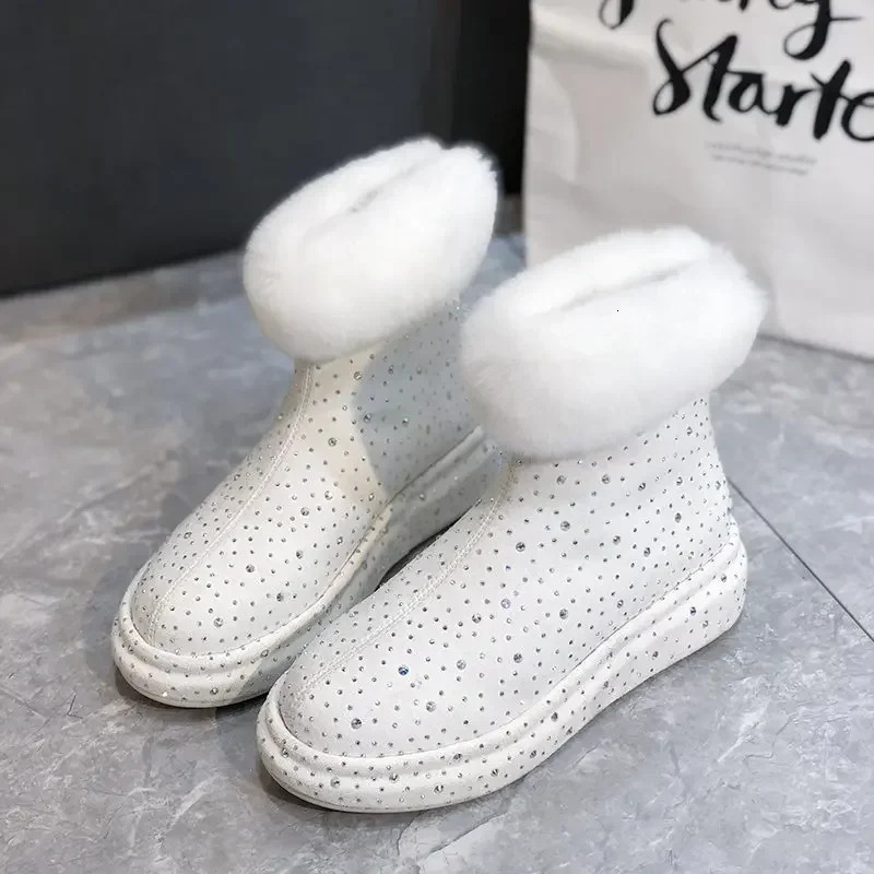 2025 New Designer Women's Snow Boots Thick Plush Fashion Winter Cotton Shining Water Dia Warm Shoes atos
