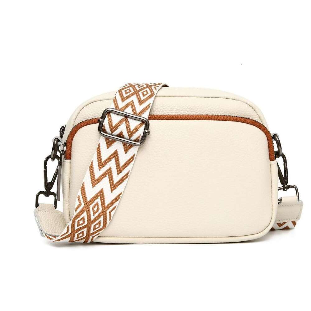 Genuine leather simple contrasting color small square fashionable and versatile crossbody bag, top layer cowhide texture women's bag