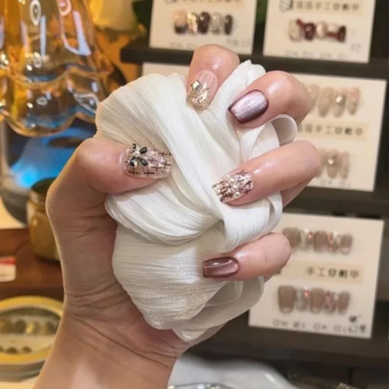 10Pcs Elegant Handamde Press on Nails Cat Eye with Bow Fake Nail Tips Sparkling Diamond for Women Girls DailyParty Wear 241223