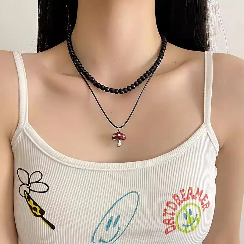 Double layer mushroom pendant bead necklace 241220