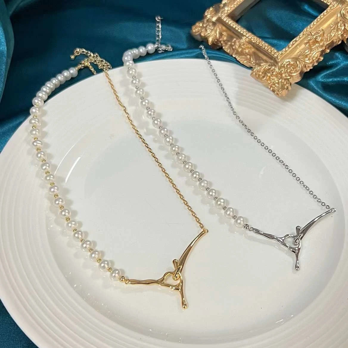 Gold and Silver Two Color Y Tree Branch Necklace 5-6MM Natural High-quality Freshwater Pearl Necklace Womens Pearl AB Chain 241220