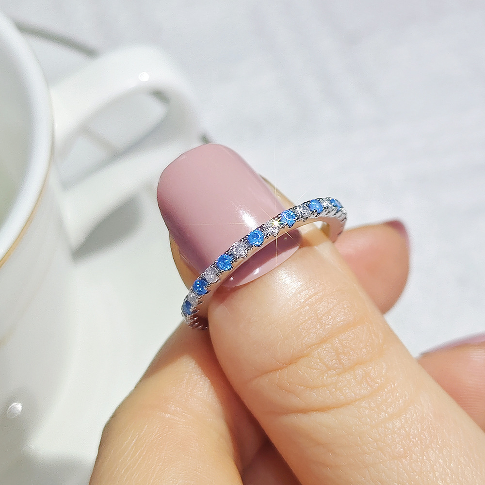 2025 Drop Ship Sweet Cute Wedding Rings Simple Fashion Jewelry 925 Sterling Silver Single Round Cut Emerald Party Elegant Women Engagement Band Ring G