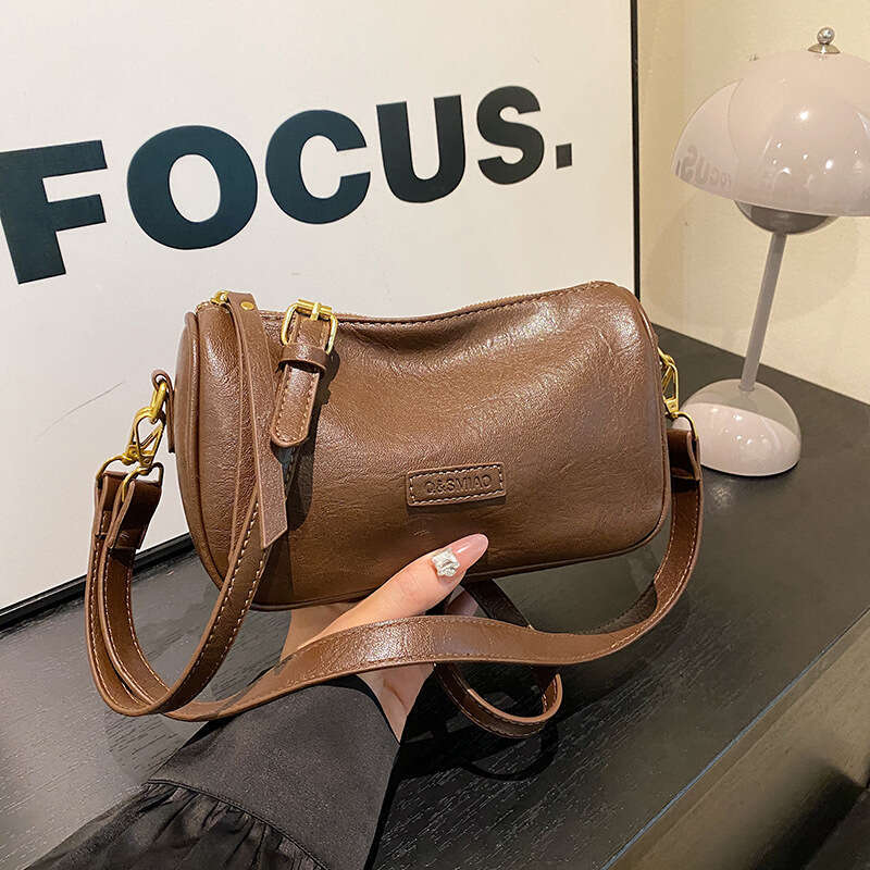 Trendy Women's 2024 Autumn New Fashionable Commuting Dumpling Casual Versatile Single Shoulder Crossbody Bag