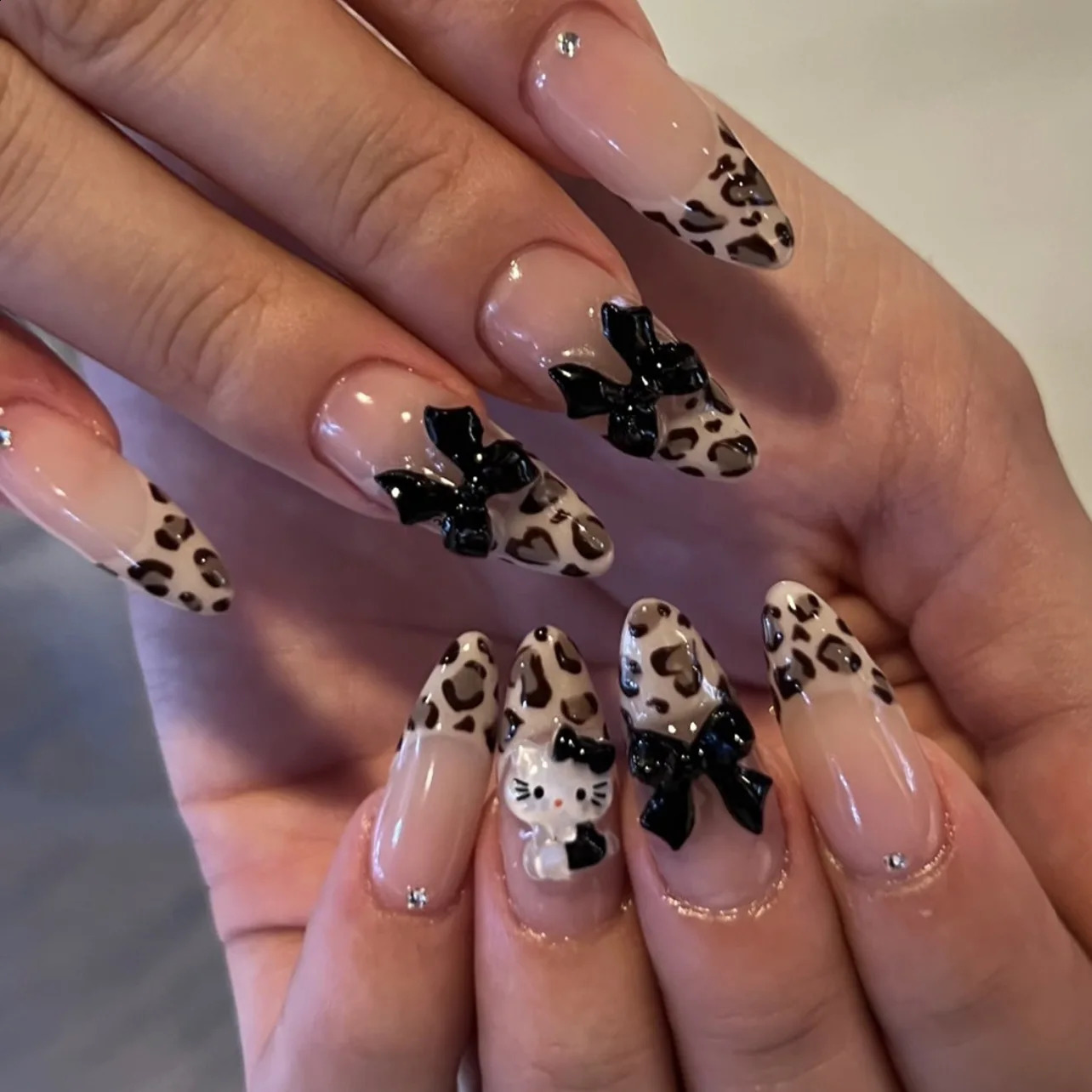 24Pcs Long Fake Acrylic Press On Nails Set Removable Wearing False Nails Tips Decorated Artificial Realistic Nail Art Supplies 241223