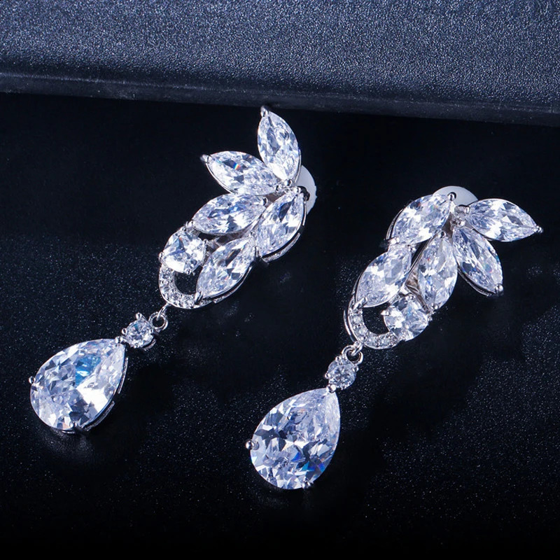 BeaQueen Stunning Cubic Zirconia Water Drop Stone No Hole Clip On Earrings Long Women Wedding Non Pierced Ear Jewelry E185 241220