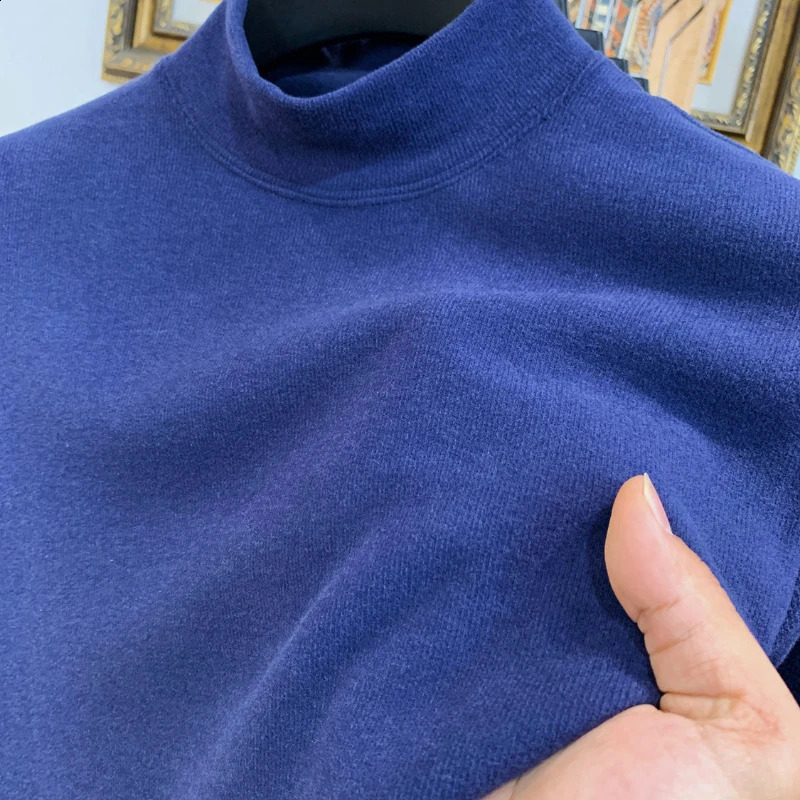 Smart Casual Men Autumn And Winter Solid Mock Neck Plus Velvet Warm Fashion All-match Slim Long Sleeve Pullovers T-Shirts Tops 241223